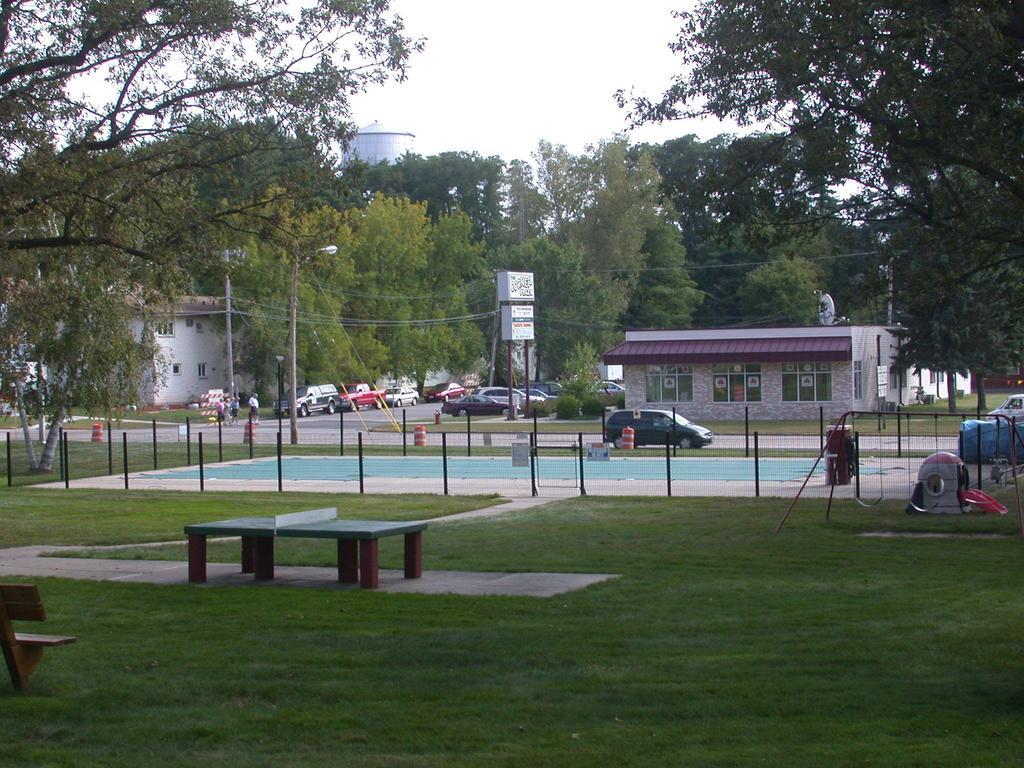 Indian Trail Motel Wisconsin Dells Zewnętrze zdjęcie