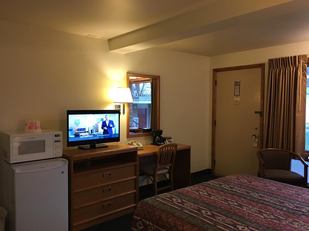 Indian Trail Motel Wisconsin Dells Zewnętrze zdjęcie