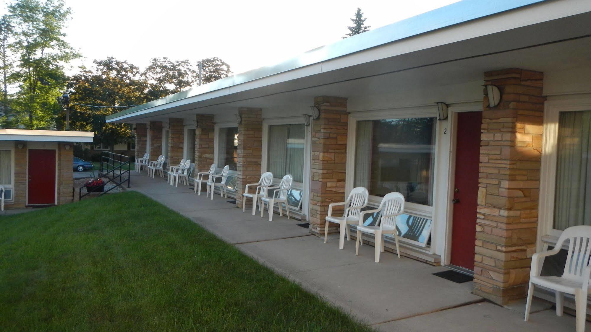 Indian Trail Motel Wisconsin Dells Zewnętrze zdjęcie