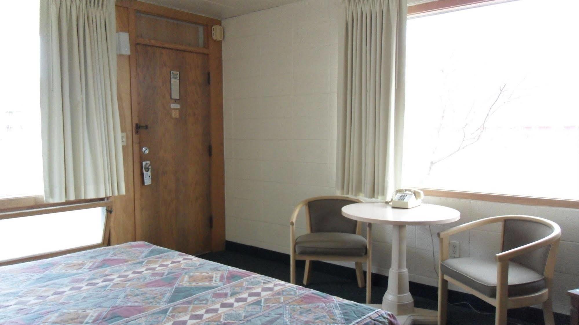 Indian Trail Motel Wisconsin Dells Zewnętrze zdjęcie