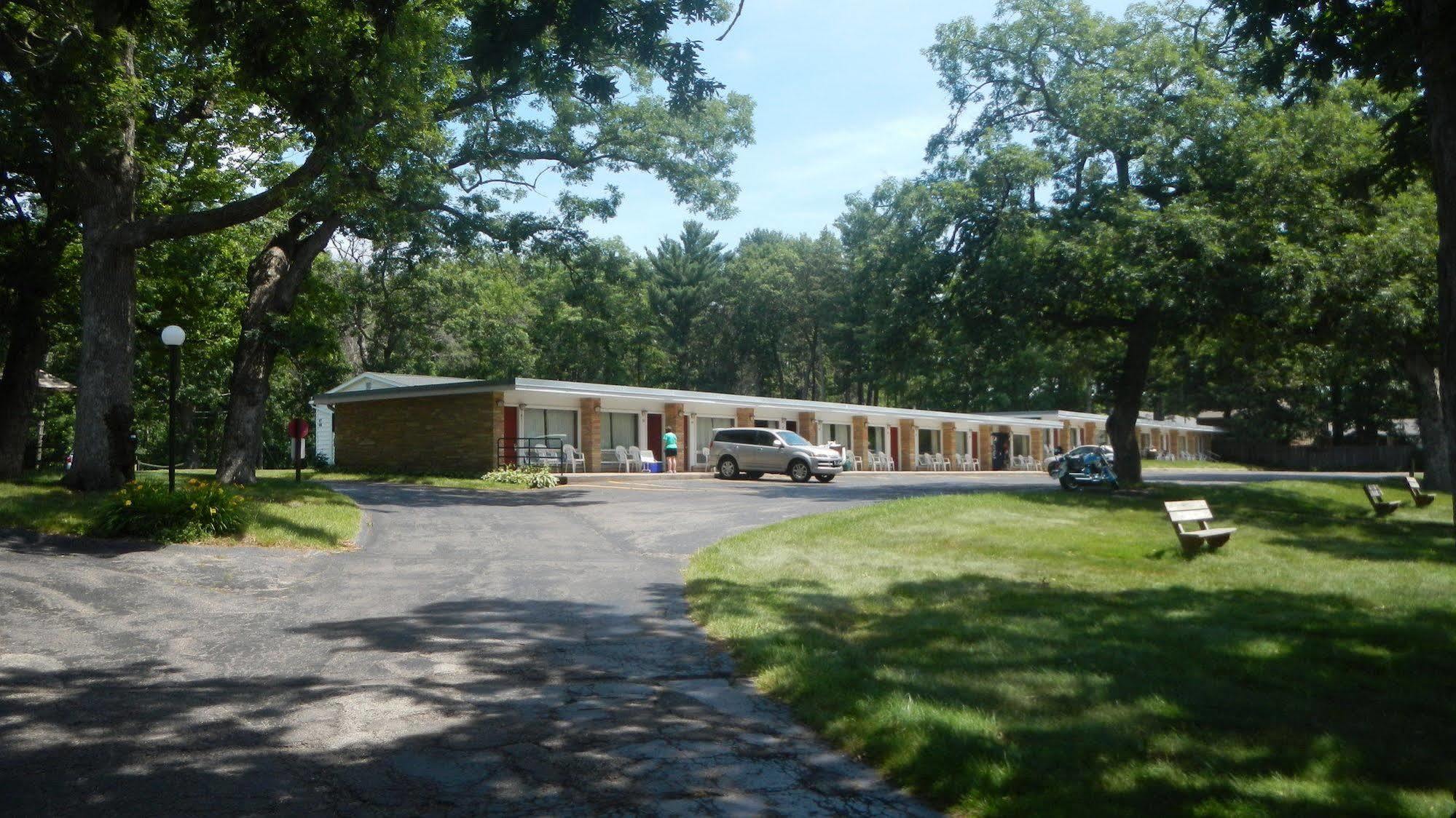 Indian Trail Motel Wisconsin Dells Zewnętrze zdjęcie