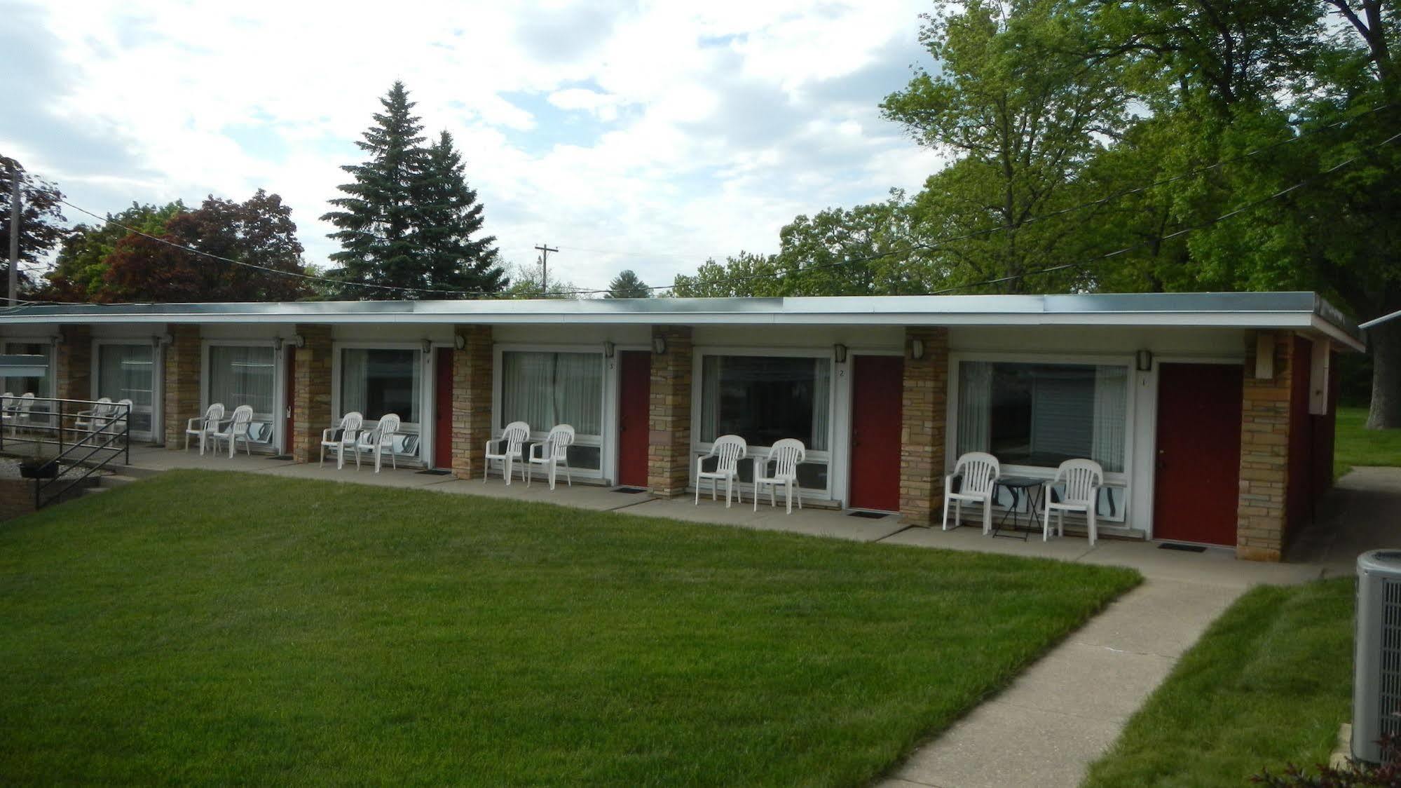 Indian Trail Motel Wisconsin Dells Zewnętrze zdjęcie