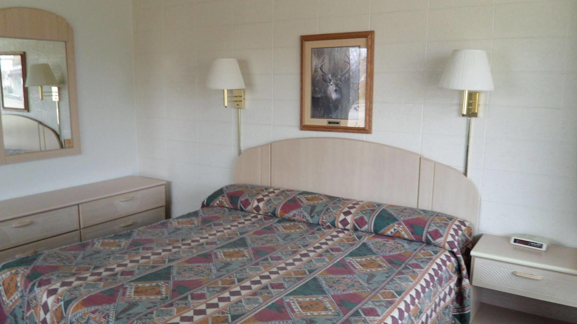 Indian Trail Motel Wisconsin Dells Zewnętrze zdjęcie